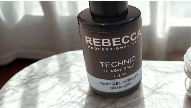 Rebecca | Technic Gummy Base Semipermanente Costruttore Robusto da 10ml